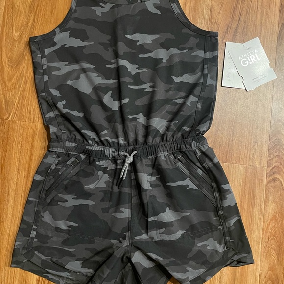 Athleta Girl on the go Romper size L/12 - Picture 4 of 5